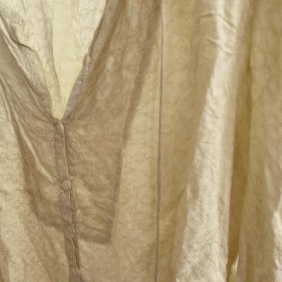 True religion cream blouse size small - Picture 4 of 14